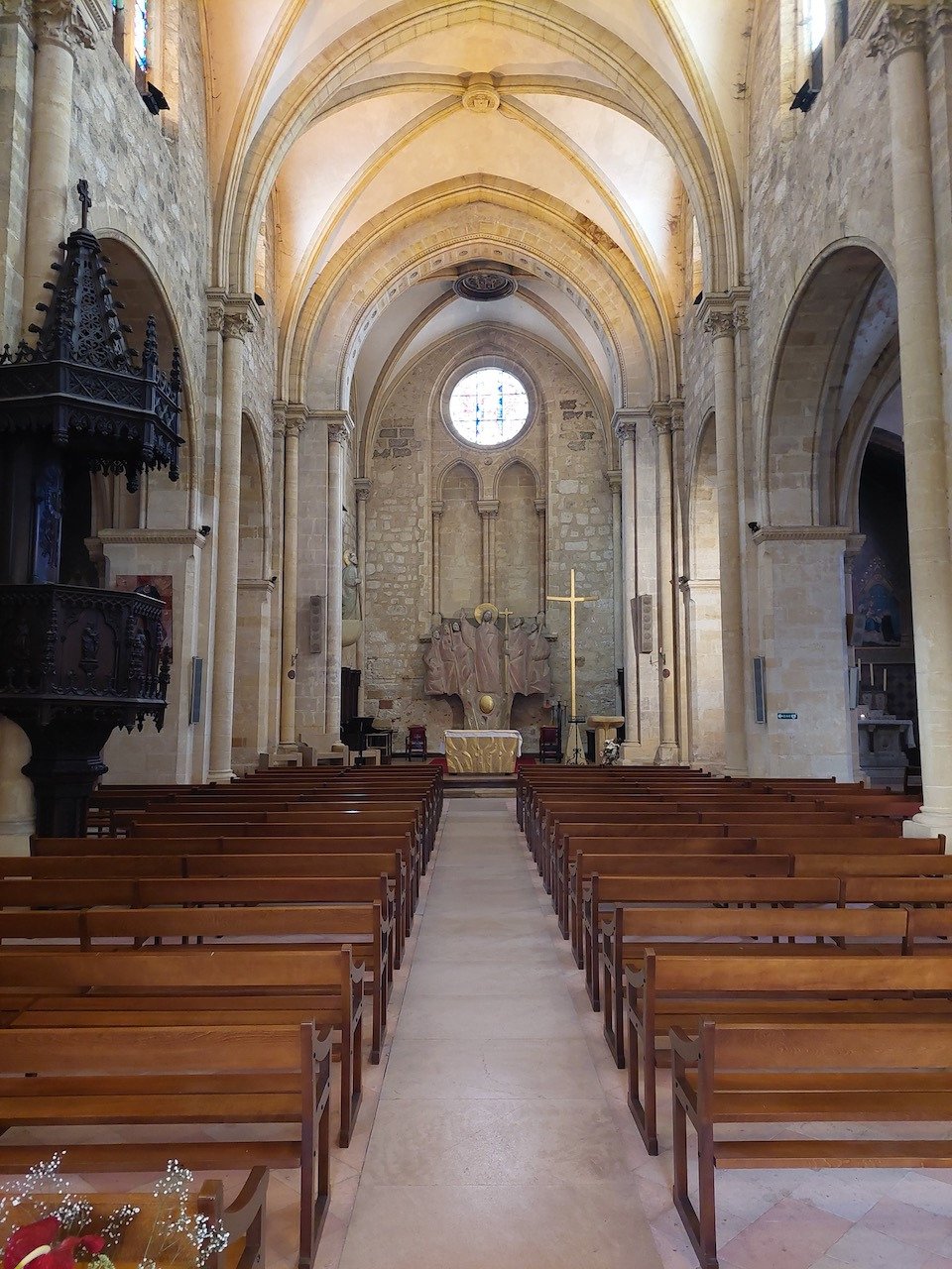Cathédrale gothique - exemple de sonorisation de grand volume